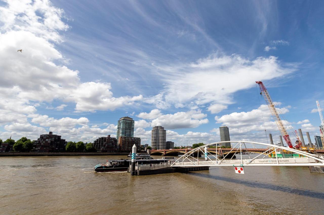 Beautiful river view apartment Londra Exterior foto